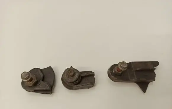 Mercedes-Benz E W211 Headlight/headlamp mounting bracket