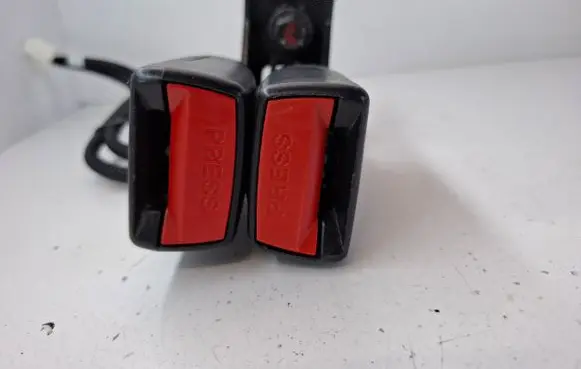 KIA Ceed Rear seatbelt buckle