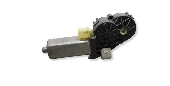 BMW 5 E60 E61 Seat adjustment motor 0390201999