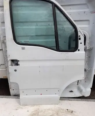 Renault Master II Front door 7751474637