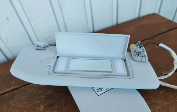 Peugeot 308 Sun visor