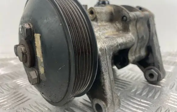BMW X5 E70 Power steering pump 678100802 LH2113703