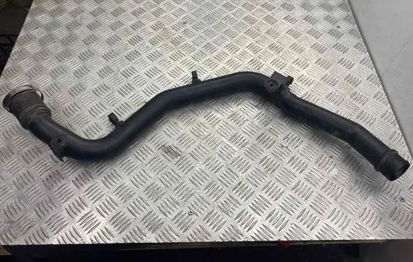 Audi Q7 4L Intercooler hose/pipe 7L6145795S