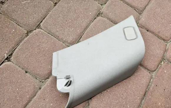 Opel Insignia A (D)pillar trim (top) 13221266-