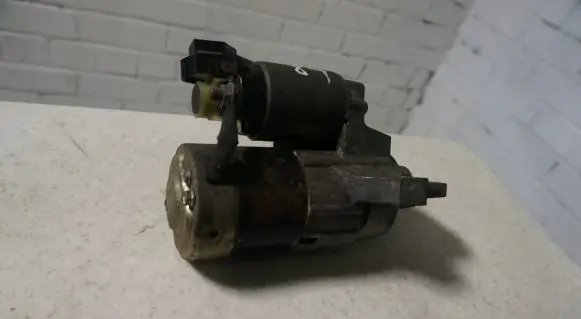 Mazda 6 Starter motor M000T90981 L813