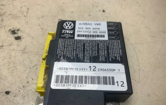 Volkswagen PASSAT B6 Airbag control unit/module 3C0909605M 391125 2906300P