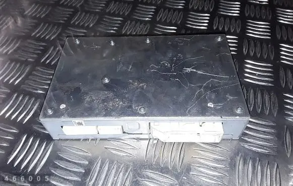 Lexus ES 300h Sound amplifier 8628033300