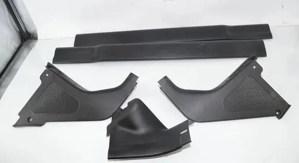 BMW i3 Front sill trim cover 7272418 51437272418 7272417