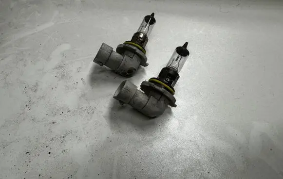 BMW 5 E60 E61 Fog light bulb HB412V51W 900612V55WW