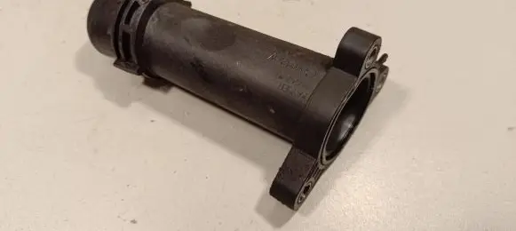 BMW 1 F20 F21 Engine coolant pipe/hose 8571141 11118571141