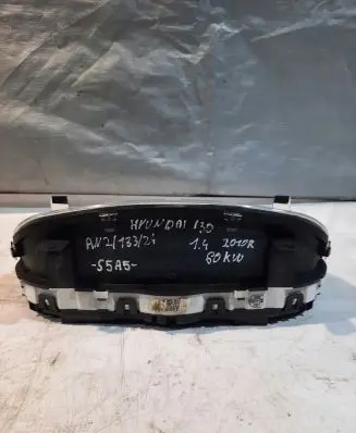 Hyundai i30 Speedometer (instrument cluster) 940332R000