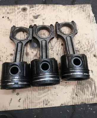BMW 3 E90 E91 Piston with connecting rod 8487E