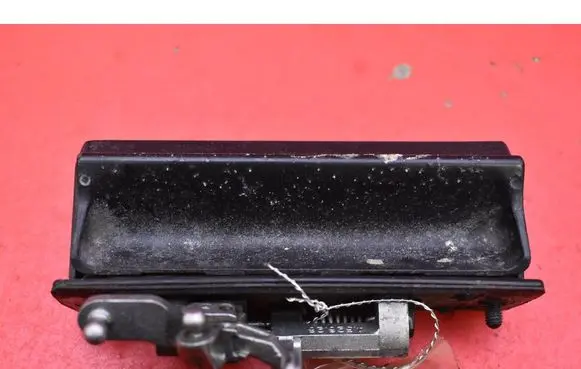 Seat Toledo II (1M) Tailgate/trunk/boot exterior handle 1M5827561EV