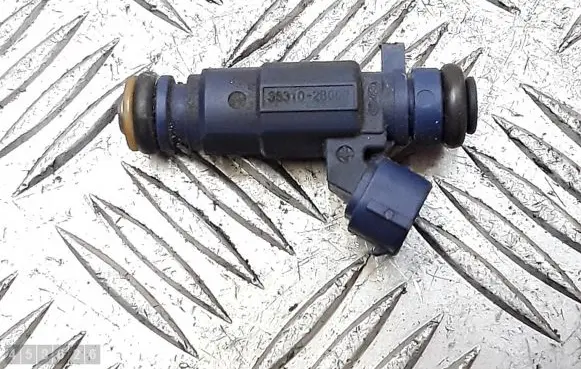 KIA Ceed Fuel injector 3531028000