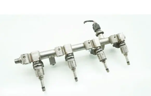 Hyundai Tucson JM Fuel injector 9041080014