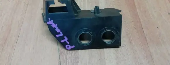 Headlight/headlamp mounting bracket