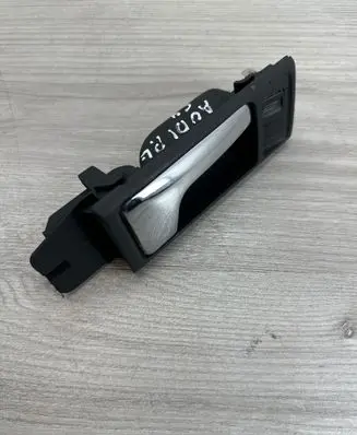 Audi A6 S6 C4 4A Front door interior handle 4A0837020A
