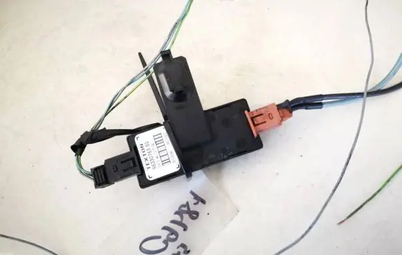Peugeot 607 Alarm control unit/module 9633076380