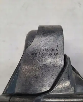 Audi A4 S4 B9 Engine mount bracket 4M0199372EP
