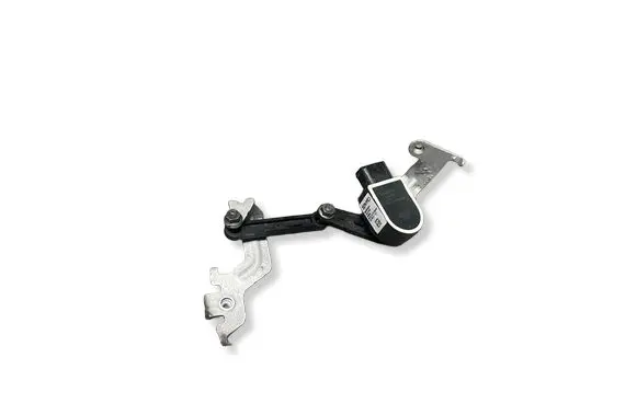 Volvo XC40 Rear air suspension level height sensor 32221958