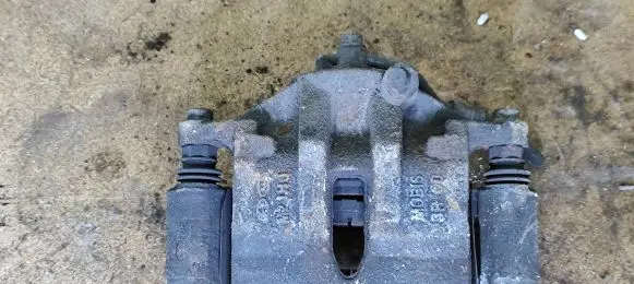 Hyundai ix35 Front brake caliper