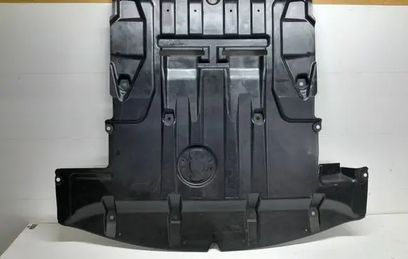 Mercedes-Benz Sprinter W907 W910 Engine splash shield/under tray A9075200000