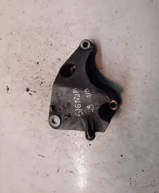 Opel Signum Engine mounting bracket 13112030