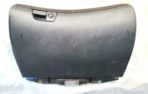 Volvo S60 Glove box 8650374