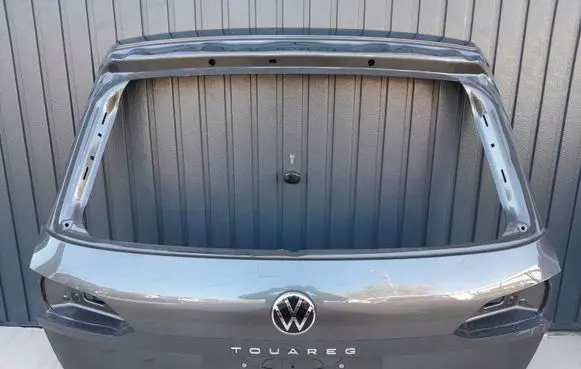 Volkswagen Touareg III Tailgate/trunk/boot lid 760827445