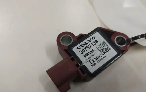 Volvo V50 Airbag deployment crash/impact sensor 30737138 MRSA5 8840A6