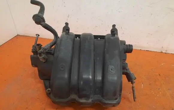 Seat Ibiza III (6L) Intake manifold