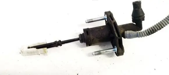 Opel Insignia A Clutch master cylinder 55561916