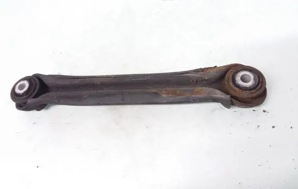 Rear control arm