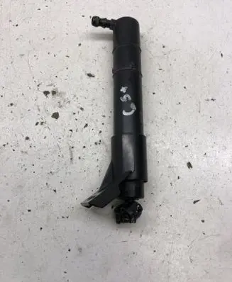 Volkswagen Golf Plus Headlight washer spray nozzle 