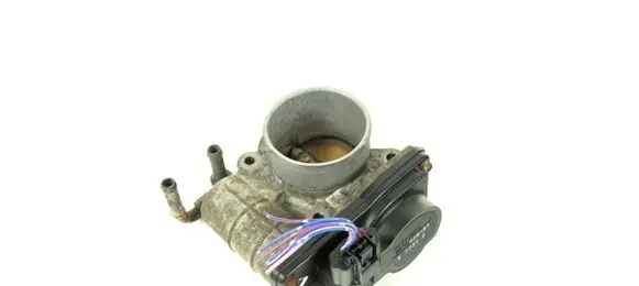 Nissan Qashqai Throttle body valve RME5011 SERA52601