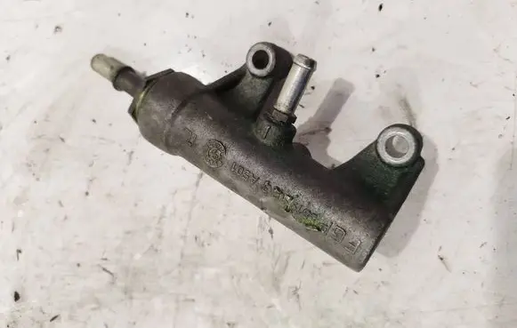 Alfa Romeo 159 Fuel distributor 55193043