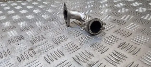 Ford Kuga II EGR valve line/pipe/hose 84715F01