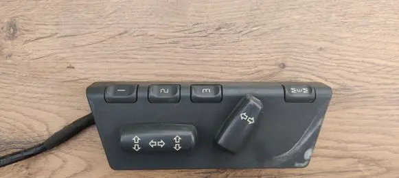 Volvo V70 Seat control switch 9188787