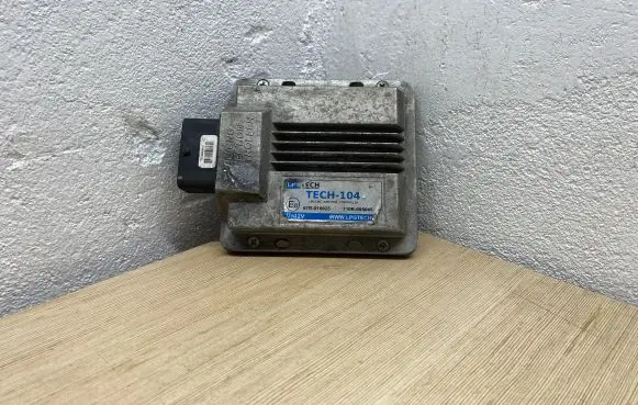 Audi A6 S6 C5 4B LP gas control unit module 67R016025 110R006045 TECH104