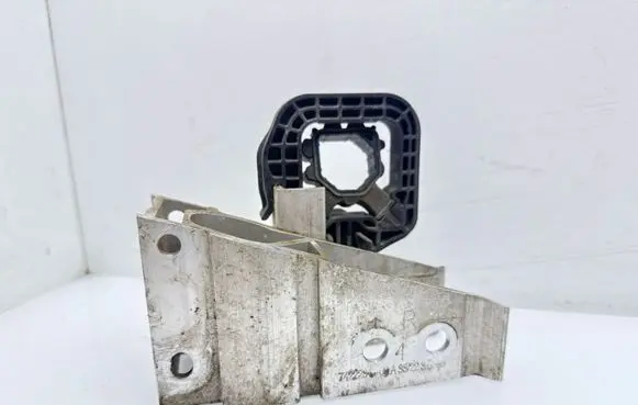 BMW 3 G20 G21 Radiator support slam panel bracket 17119895624