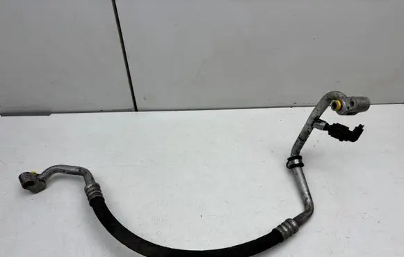Audi Q7 4L Air conditioning (A/C) pipe/hose 7L6820721AB