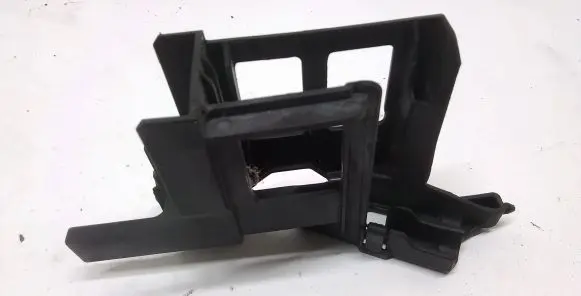 BMW 7 F01 F02 F03 F04 Radiator mount bracket 7576829