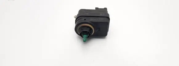 Renault Megane I Headlight level adjustment motor 7700840141