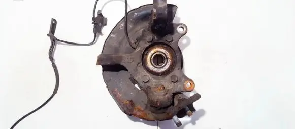 Toyota Avensis T270 Front wheel hub