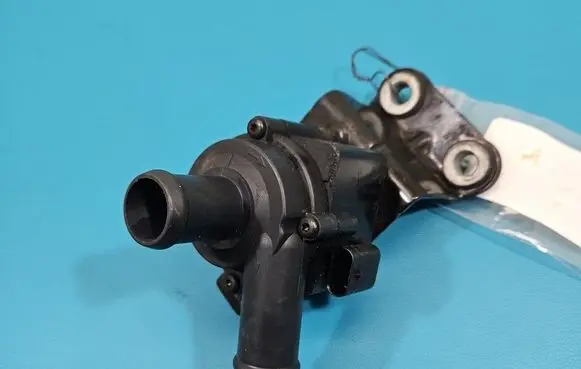 Ford Kuga II Electric auxiliary coolant/water pump DS7G-8C419-CB IMPRK1518968