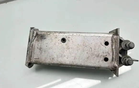 Volvo XC60 Radiator mount bracket