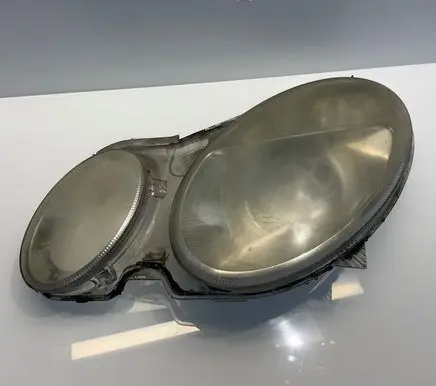 Mercedes-Benz E W211 Headlight lense 