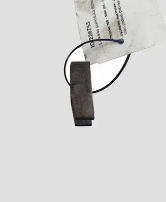 Chrysler 300 - 300C Fuel Injector clamp holder