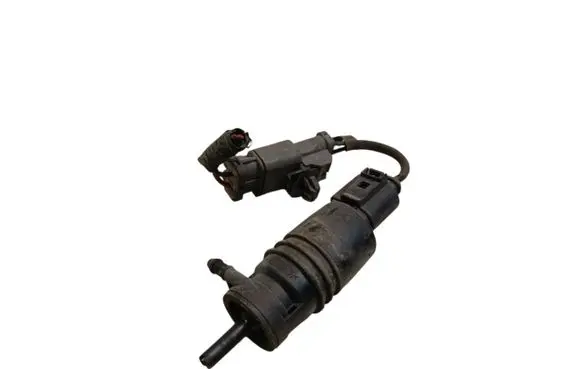 Honda Civic Windscreen/windshield washer pump 3020175