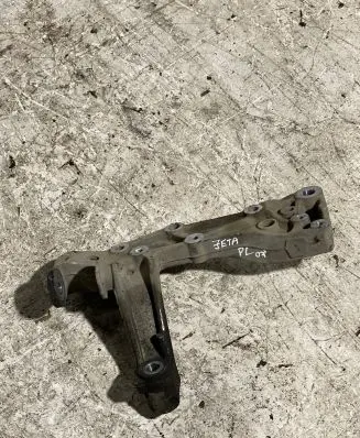 Volkswagen Jetta V Front subframe 1k01992961